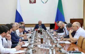 В Правительстве Дагестана обсудили подготовку объектов ЖКХ к осенне-зимнему периоду 2025-2026 гг