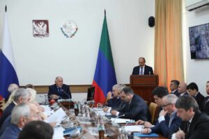 Яхья Бучаев доложил о результатах проведения государственной итоговой аттестации (ГИА) в республике в 2025 году