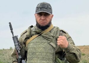 Участник СВО Раидин Гасанов получил благодарности за помощь военнослужащим и мирным жителям