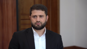 Участник программы «Доблесть гор» Расим Гарунов ознакомился с работой управления образования Махачкалы