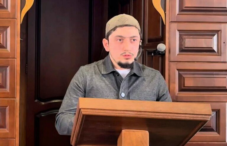 Имамы Махачкалы призвали молодежь не поддаваться на провокации