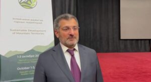 Гаджи Султанов прокомментировал международный форум "Устойчивое развитие горных территорий"