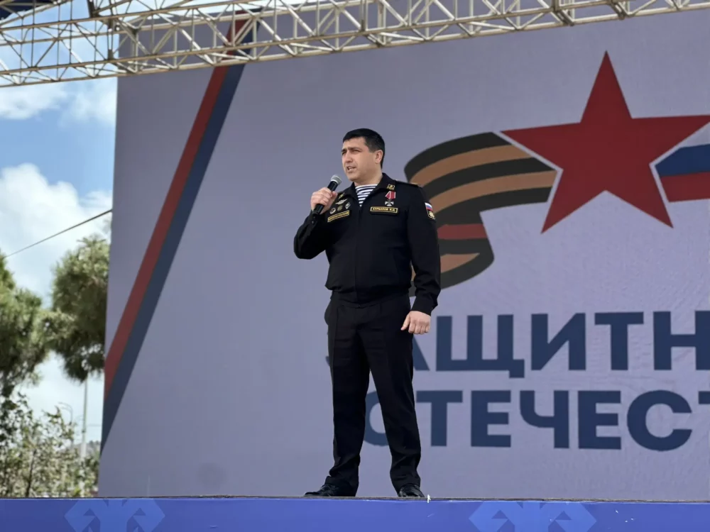 В Каспийске прошёл фестиваль «Папа, мама, я – защитника семья» в честь трёхлетия фонда «Защитники Отечества» - Голос Степи