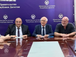 В Минюсте Дагестана официально представили нового главу ведомства