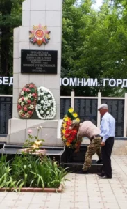 В Ногайском районе прошел траурный митинг ко Дню памяти и скорби