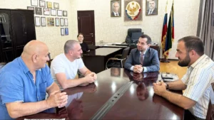 Глава Южно-Сухокумска встретился с участником спецоперации